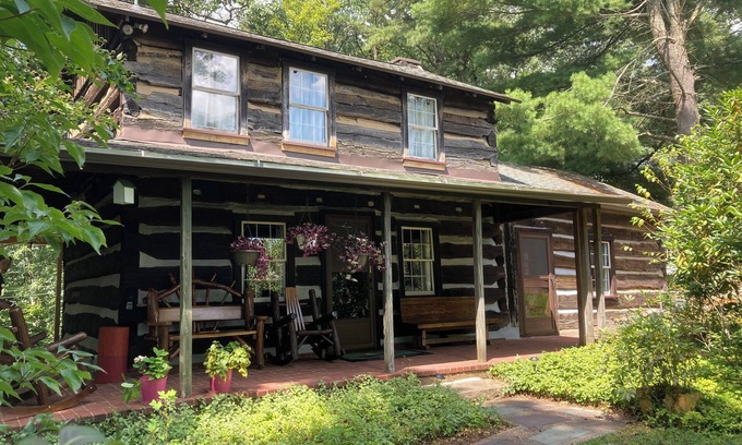 Foxburg Cottage | Historic Tarry Moore Cottage, now on the fairways in Foxburg, Pennsylvania