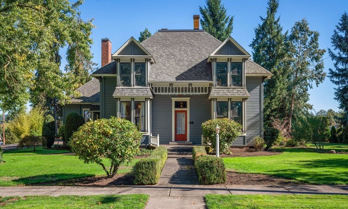 Dayton House | Historic Victorian estate in the heart of Willamette Valley wine country