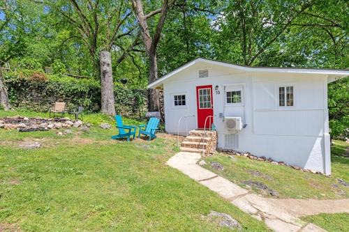 Rockaway Beach House | Historic Water's Edge Cottage 10