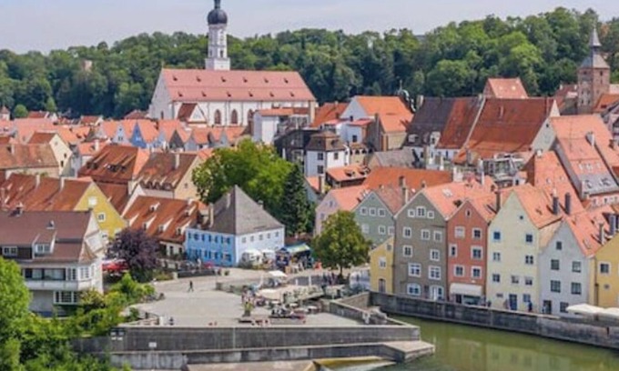 Landsberg am Lech Apartment | Historical Center: Nature & Culture