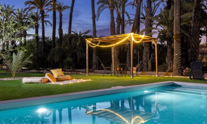 Algoros Villa | Historical Palms Villa by Fidalsa