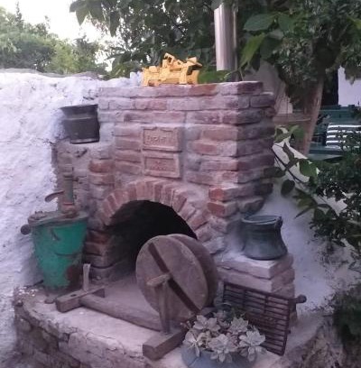 Ezine Bed & Breakfast | History Aparts