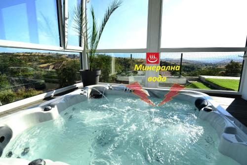 Harsovo House | Hit Hot House