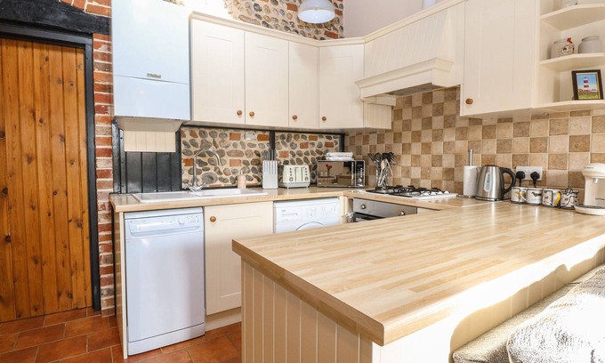 Happisburgh Cottage | Hitchens Cottage