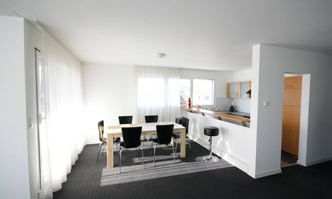 Cham Apartment | Hitrental Zugersee Apartments