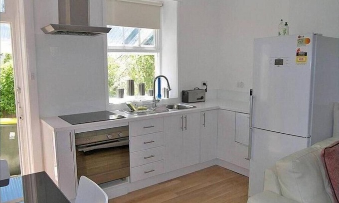 Hobart Central Business District Apartment | Hobart Colonial Apartment