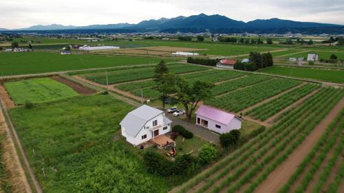 Nakafurano Villa | HOKKAIDO VILLA e2