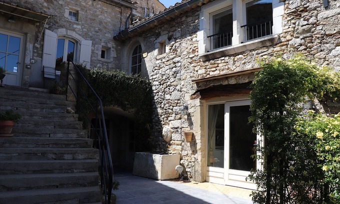 Saint-Andre-de-Roquepertuis Apartment | Holiday cottage of 60m2, completely renovated.