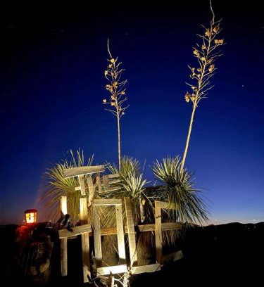 Columbus House | Hole in the Wall Getaway - USA Mexico Border Bed and Breakfast