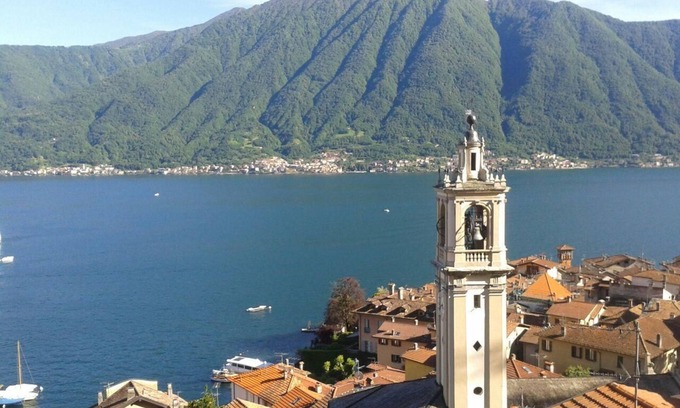 San Fermo della Battaglia Apartment | Holiday apartment San Fermo della Battaglia for 1 - 5 persons with 2 bedrooms - Holiday apartment