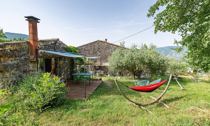 Saint-Martin-le-Superieur House | Holiday Home 'La Laiterie' with Shared Pool, Balcony and Wi-Fi