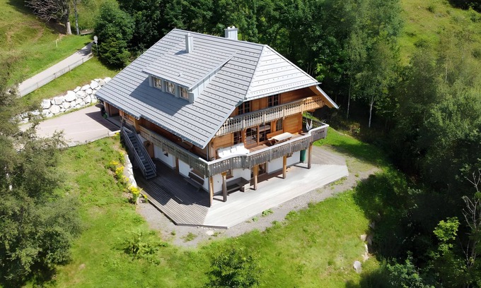 Bernau Apartment | Holiday Apartment 'Am Nettenbach' with Lake View, Private Terrace and Wi-Fi