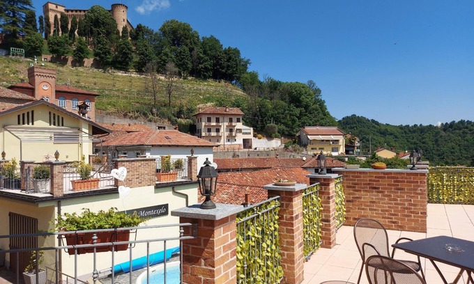 Monticello d'Alba House | Holiday apartment Monticello d'Alba for 1 - 2 persons with 1 bedroom - Holiday house