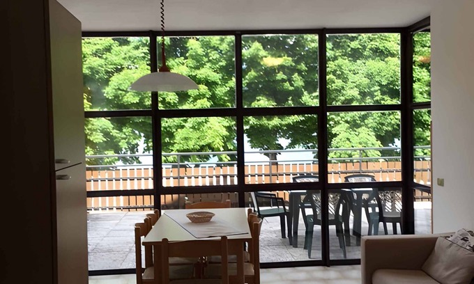 Molina di Ledro Apartment | Holiday apartment overlooking lake
