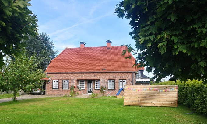 Epenwohrden Apartment | holiday apartment/apt. for 5 guests with 110m² in Epenwöhrden (170068)