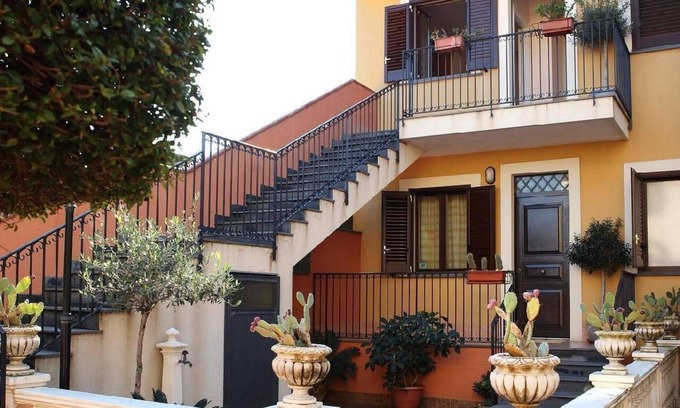 Stazzo Apartment | Holiday apartment Acireale for 4 - 12 persons with 3 bedrooms - Holiday apartment
