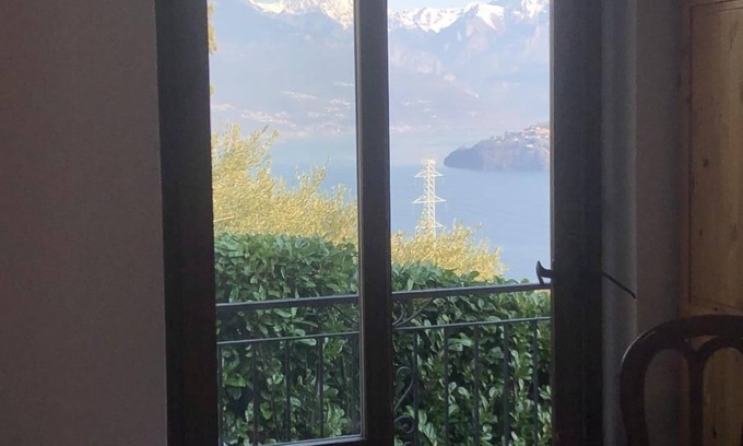 Vignola Apartment | Holiday apartment Cremia for 1 - 6 persons with 2 bedrooms - Holiday apartment