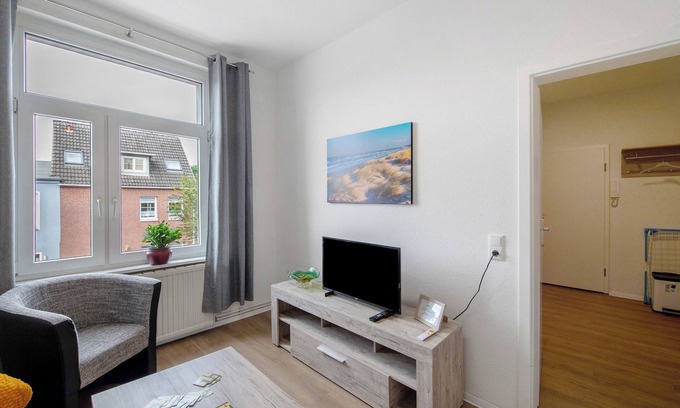 Grevesmuehlen Apartment | Holiday Apartment 'kiek In' Fewo Schellberg with Wi-Fi