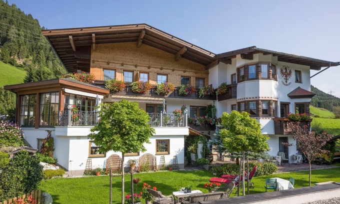 Gerlos Apartment | Holiday apartment Gmünd for 1 - 6 persons with 2 bedrooms - Holiday apartment