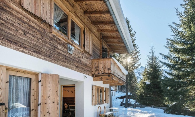 Fuegenberg Apartment | Holiday Apartment "Hochfügenblick" - Ski and Hiking Cottage
