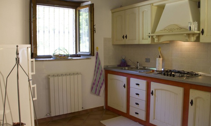 Teverina di Cortona Apartment | Holiday Apartment Il Piccolo Noce - Lavender Apartment