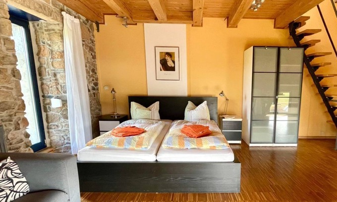 Schmorsdorf Apartment | Holiday apartment "Maisonette Julia", Bedsitter - Alte Scheune Rietzschelhof