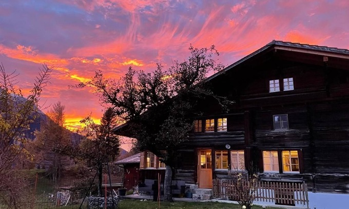 Meiringen Ski Chalet | Holiday apartment Meiringen for 1 - 6 persons with 3 bedrooms - Holiday house