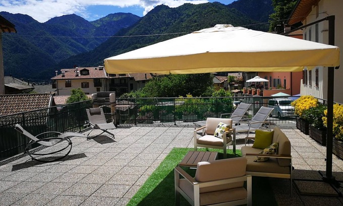 Mezzolago House | Holiday apartment Mezzolago for 1 - 6 persons with 2 bedrooms - Holiday house