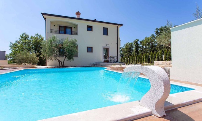 Vranje Selo Apartment | Holiday apartment mit Pool