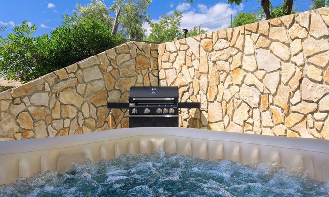Jurandvor Apartment | Holiday apartment mit Whirlpool