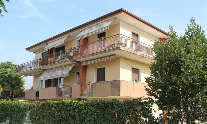 Montioni Apartment | Holiday apartment mjit balcony