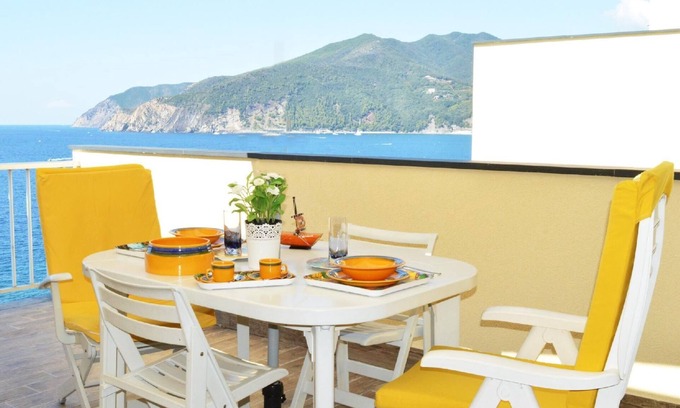 Moneglia Apartment | Holiday apartment Moneglia for 1 - 4 persons with 2 bedrooms - Holiday apartment