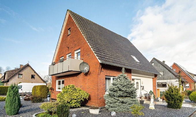 Stadtlohn Apartment | Holiday Apartment 'Münsterland Stadtlohn' with Balcony and Wi-Fi