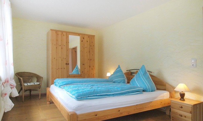 Salem Apartment | Holiday Apartment 'Müritz, 80sqm' with Shared Terrace, Shared Garden and Wi-Fi