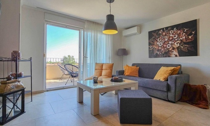 Novigrad Apartment | Holiday apartment Novigrad for 1 - 4 persons with 2 bedrooms - Holiday apartment