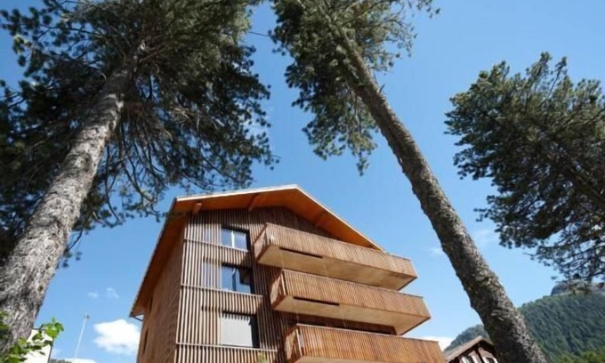 Pontresina Apartment | Holiday apartment Pontresina for 1 - 6 persons with 3 bedrooms - Holiday apartment