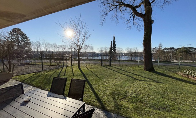 Versmold Apartment | Holiday Apartment 'Seerose' with Lake View, Private Terrace and Wi-Fi