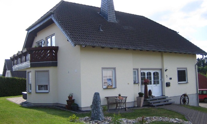 Meiserich House | Holiday apartment Ulmen for 1 - 4 persons with 2 bedrooms - Holiday house
