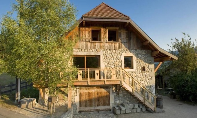 Val-de-Fier House | Holiday apartment Val de Fier for 1 - 4 persons with 2 bedrooms - Holiday house