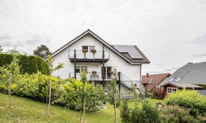 Breitnau Apartment | Holiday Apartment "Weitblick" with Mountain View, Balcony & Wi-Fi