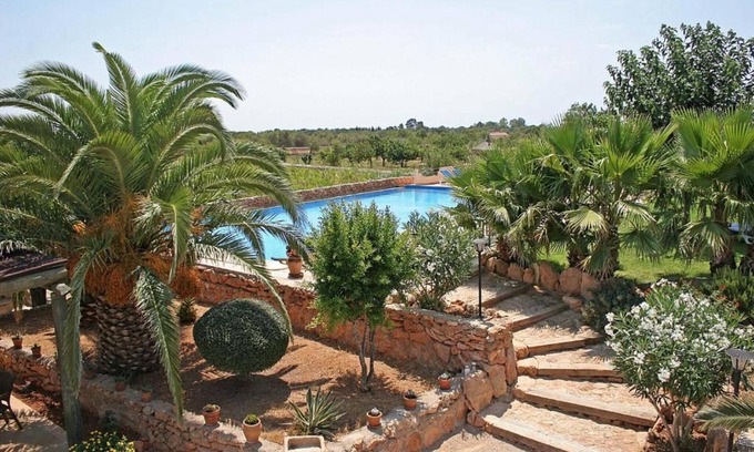 Son Antem Apartment | Holiday Apartment with Mountain View & Shared Pool