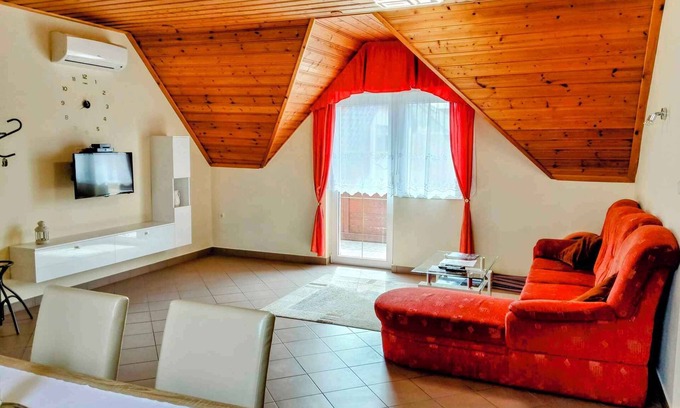 Heviz Apartment | Holiday apartment with therapeutic massage, air conditioning and Wi-Fi