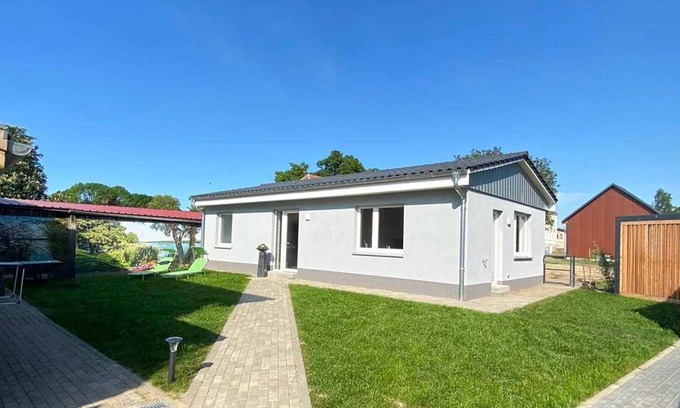 Mollenbeck House | Holiday cottage lake round