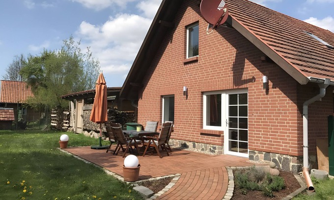 Gallin-Kuppentin House | Holiday Home 'Hobbyhof Bei Plau Am See' with Private Terrace, Private Garden and Wi-Fi