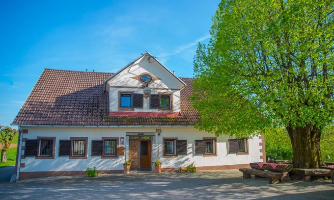 Ivancna Gorica House | Holiday Farm Grofija