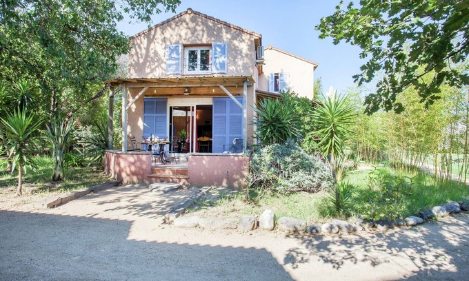 Poggio-Mezzana House | Holiday Home in Corsica by the Sea