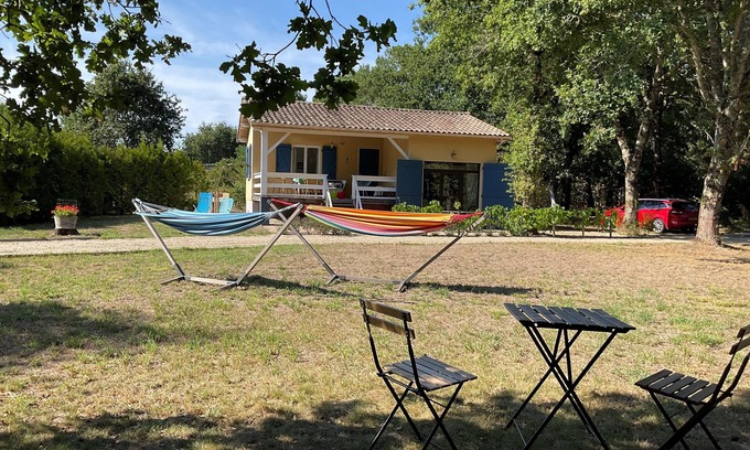 Saint-Vivien-de-Medoc House | Holiday home in a rural setting near the sea and the Gironde. Internet/Wifi