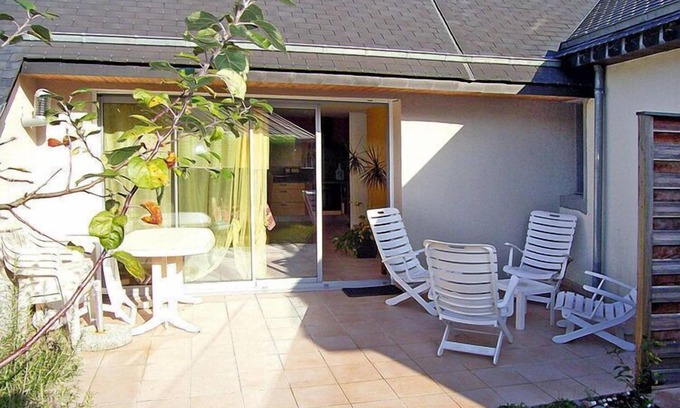 Saint-Martin de Brehal House | Holiday Home near Mont St. Michel Beach