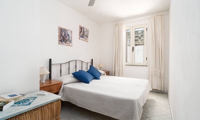 San Giovanni House | Holiday Home 'Casa Vacanza San Giovanni Posada' with Private Terrace