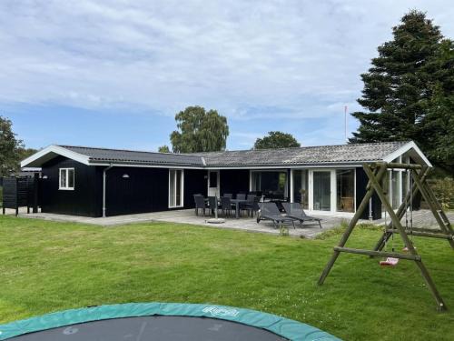 Vemmenæs House | Holiday Home Alrich - 500m from the sea by Interhome